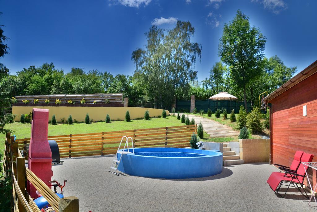 Areal Hradisek Vila Klobouky u Brna Exterior foto