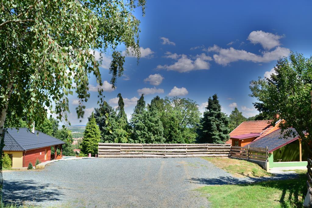 Areal Hradisek Vila Klobouky u Brna Exterior foto